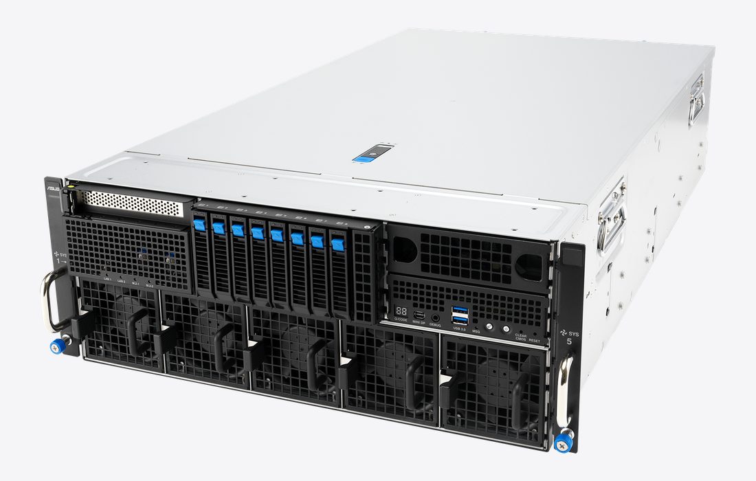 ASUS ESC8000A-E13P — вид спереди под углом: отсеки накопителей и блок вентиляторов